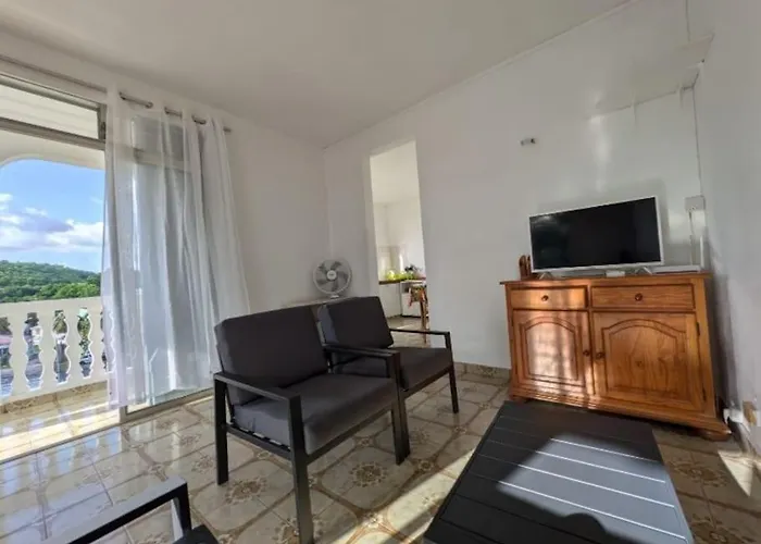 Maison F4 A Sainte - Anne, Guadeloupe